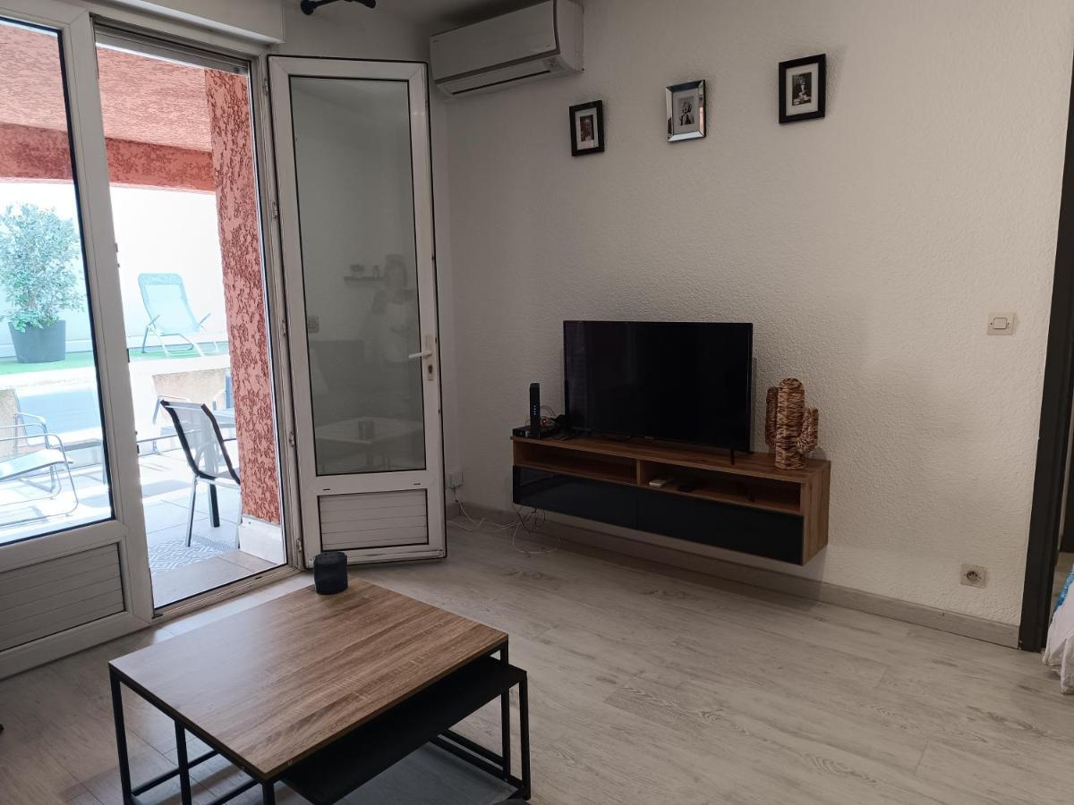 Appartement A 50 Metres De La Plage Fréjus Zewnętrze zdjęcie